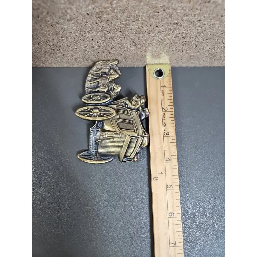 Vtg Stagecoach Western Belt Buckle Yellowstone Cowboy Rugged 3D Yeehaw